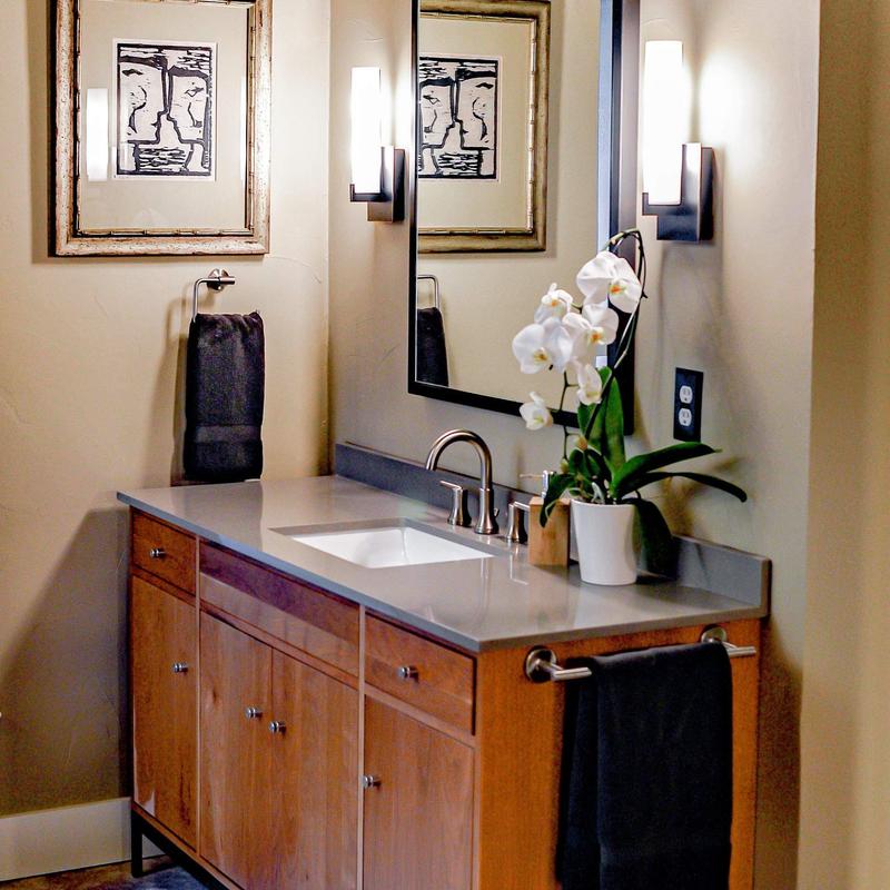 Bathroom vanity cabinets with quartz countertop and sink