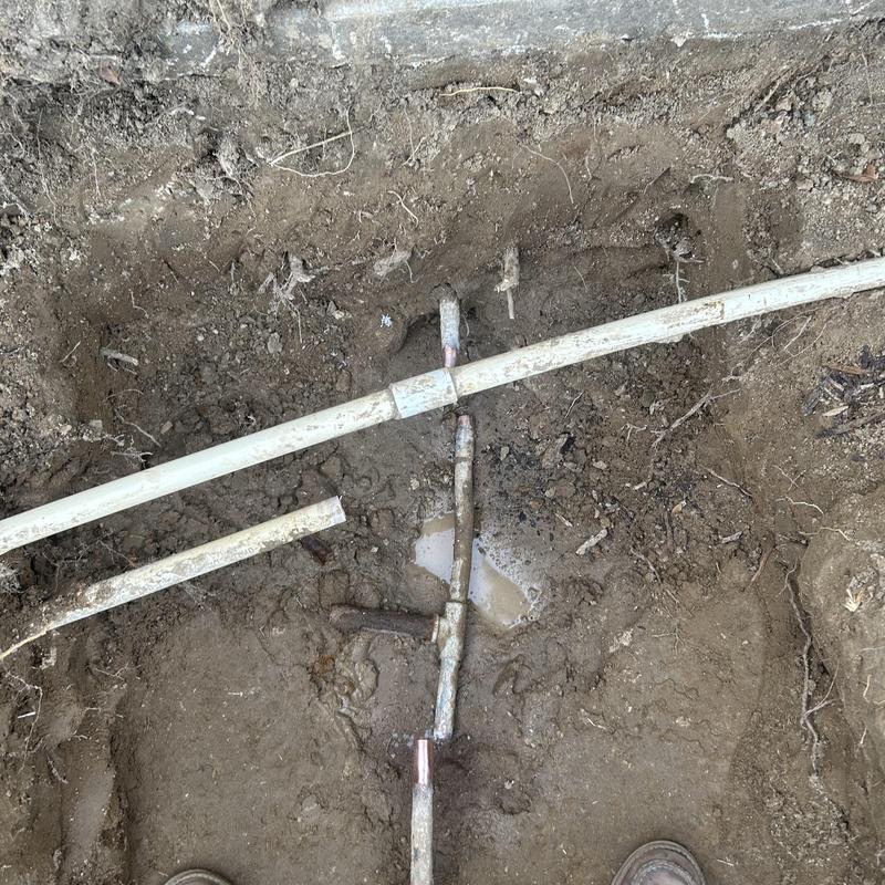 Galvanized water main leak excavation and piping repair