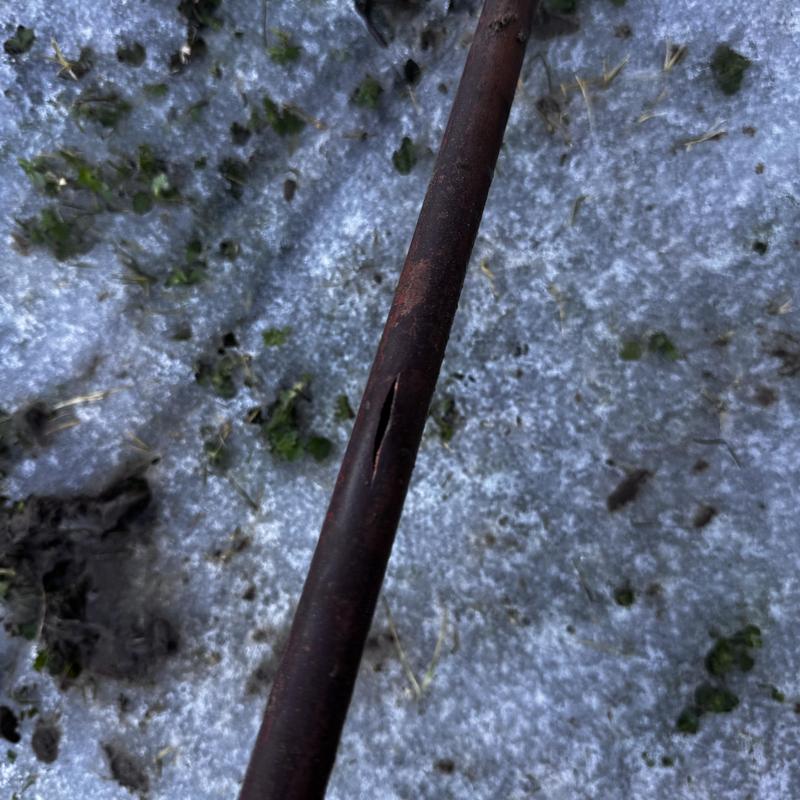 Copper water pipe with freeze break outdoors