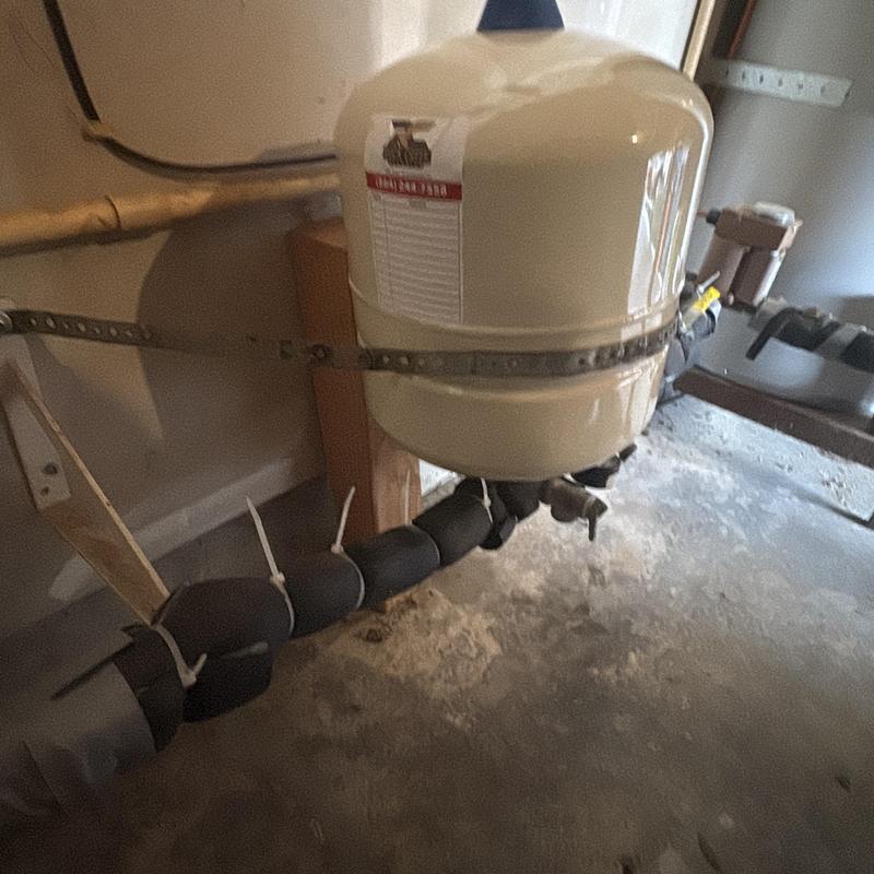 4.5 gallon well pressure tank installation and inspection 4.5 gallon well pressure tank installation and inspection