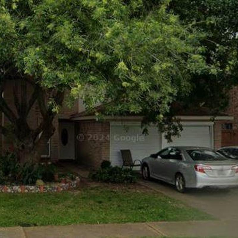 Residential roof and gutter inspection with client follow-up