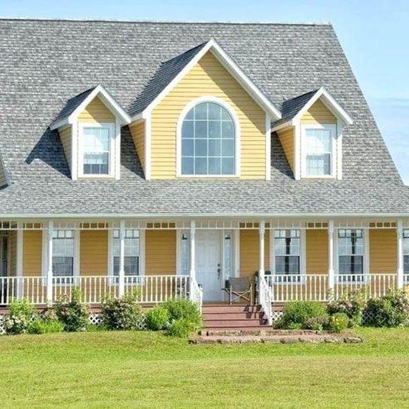 Shingle roof on home and detached garage in Vermont