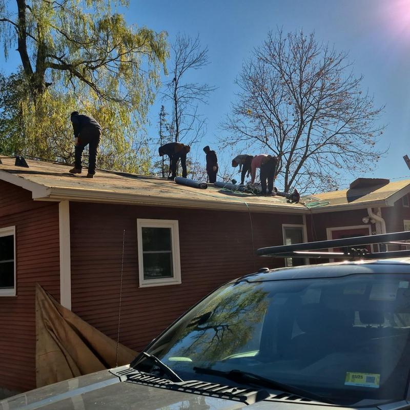 Shingle roof installation on residential home in Vermont