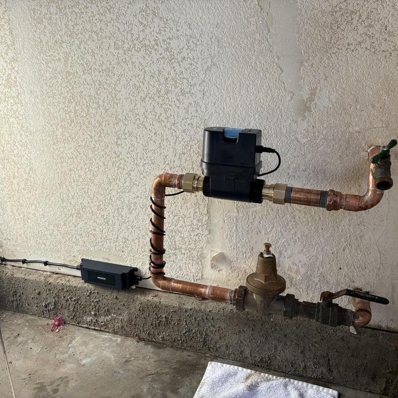 Moen Flow water leak detection and shutoff system