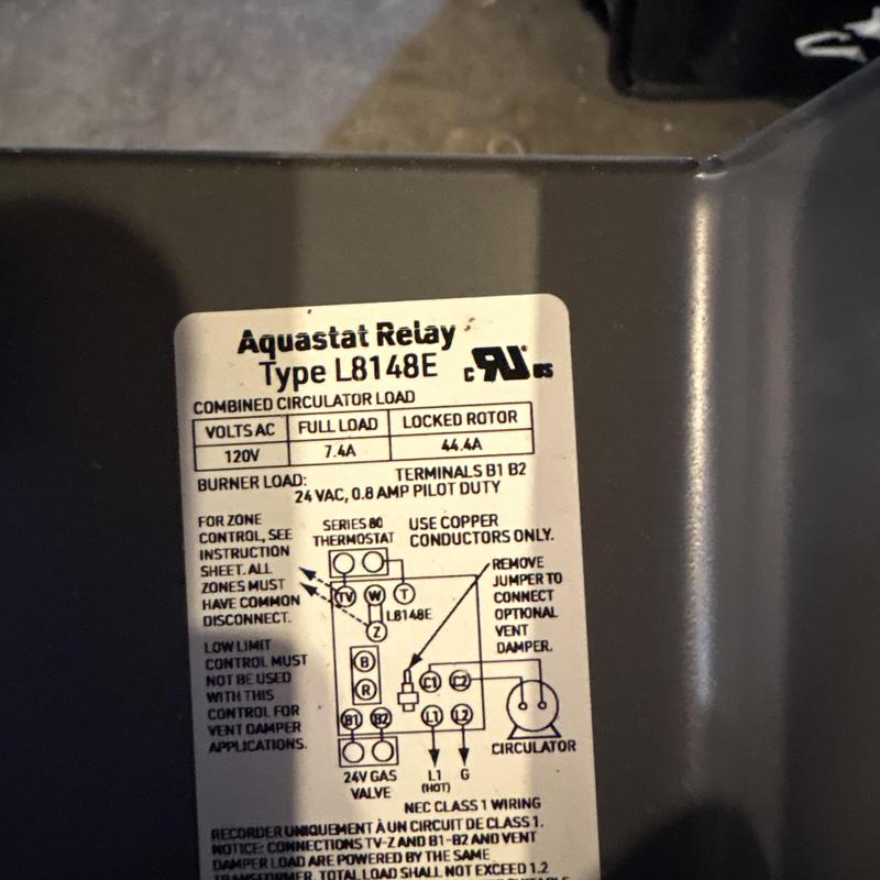 Aquastat relay for hydronic heating system control
