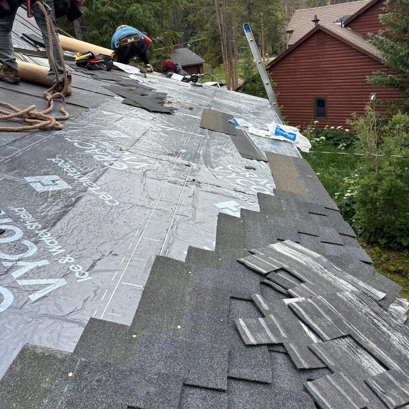CertainTeed presidential shingle installation on sloped roof