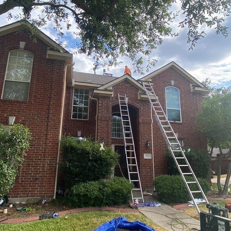 GAF Timberline HDZ roof with ladders in Plano TX