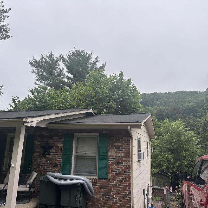 Majestic Shake shingle roof and gutter system