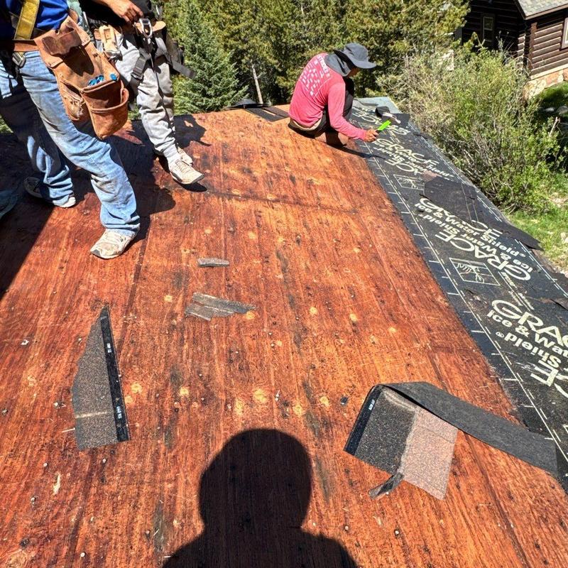 Asphalt roof decking with protective underlayment installation