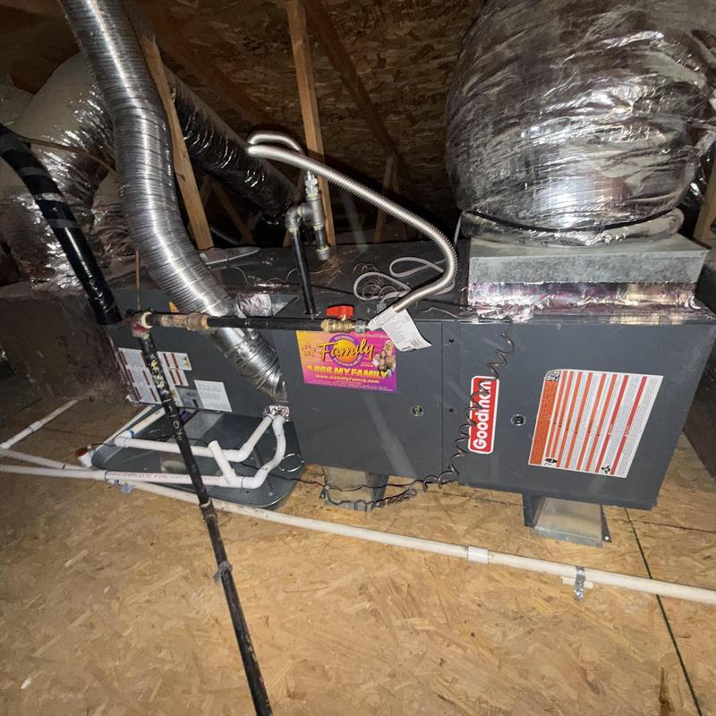 Goodman 4-ton horizontal furnace with ductwork and piping