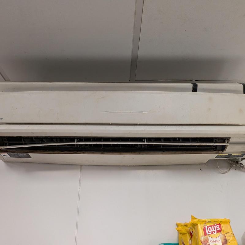 Daikin variable refrigerant volume indoor unit with damage Daikin variable refrigerant volume indoor unit with damage