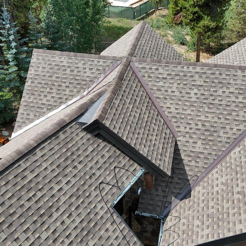 Heat tape system installation on asphalt shingle roof