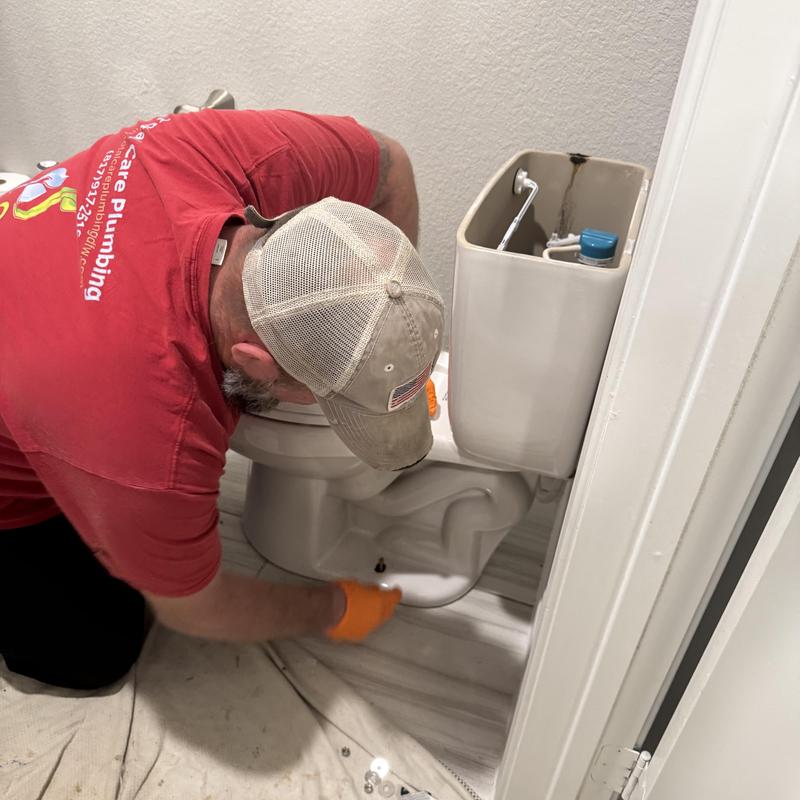 Toilet wax seal replacement with tank open