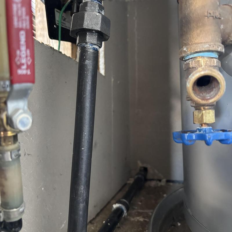 Dryer gas line installation with shutoff valve