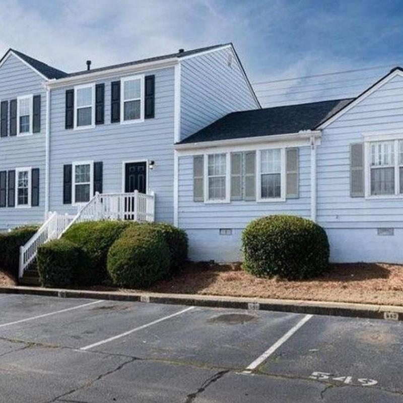 Townhouse roof with new shingles in Marietta, GA Townhouse roof with new shingles in Marietta, GA