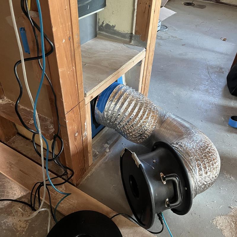 Ductwork with attached duct blaster hose test setup