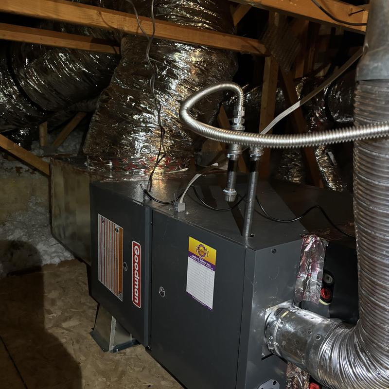 Goodman 4 ton horizontal furnace with gas line Goodman 4 ton horizontal furnace with gas line