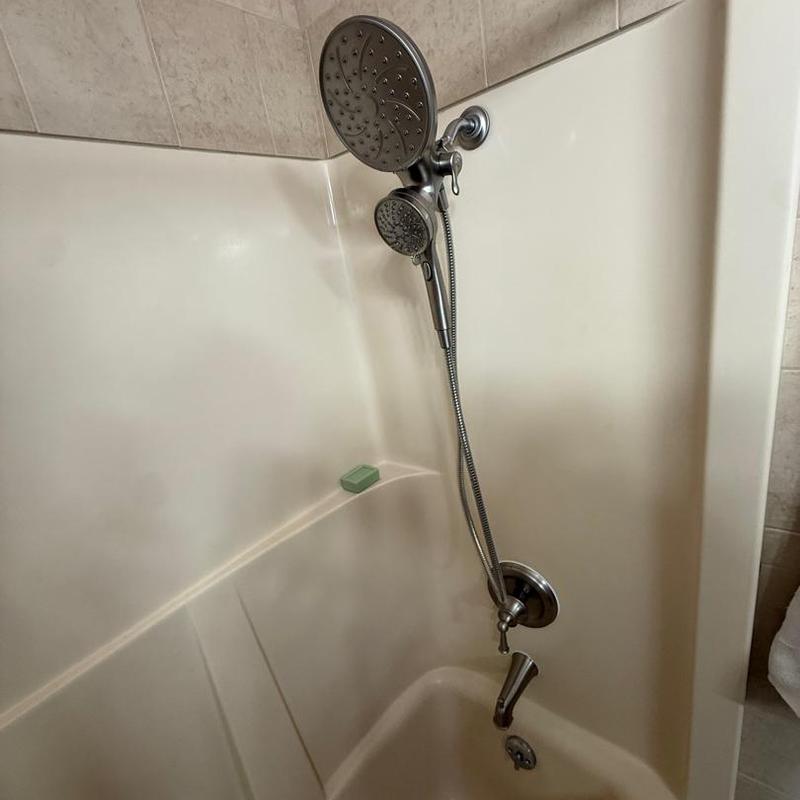 Moen posi-temp tub shower valve with wand