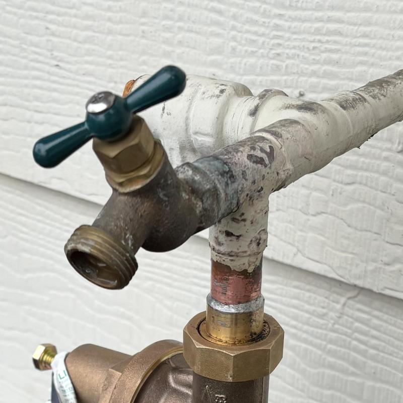 Zurn pressure regulator installation with hose bib valve
