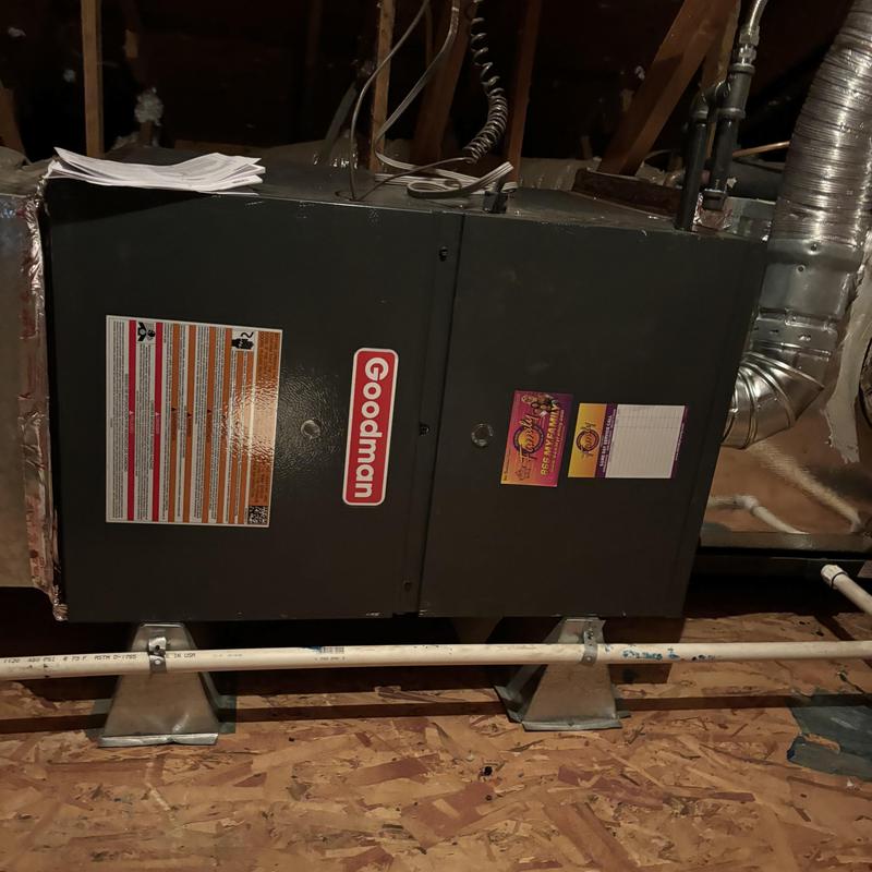 Goodman 5 ton horizontal furnace on stands installation