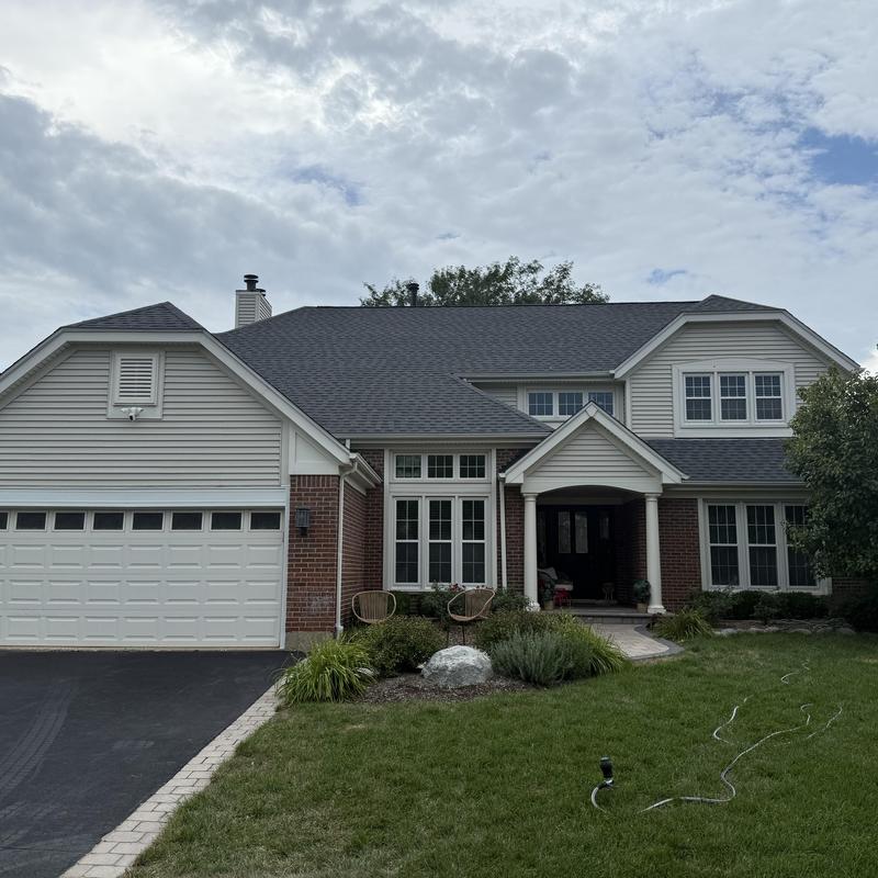 Atlas Impact Class 4 roofing on suburban home