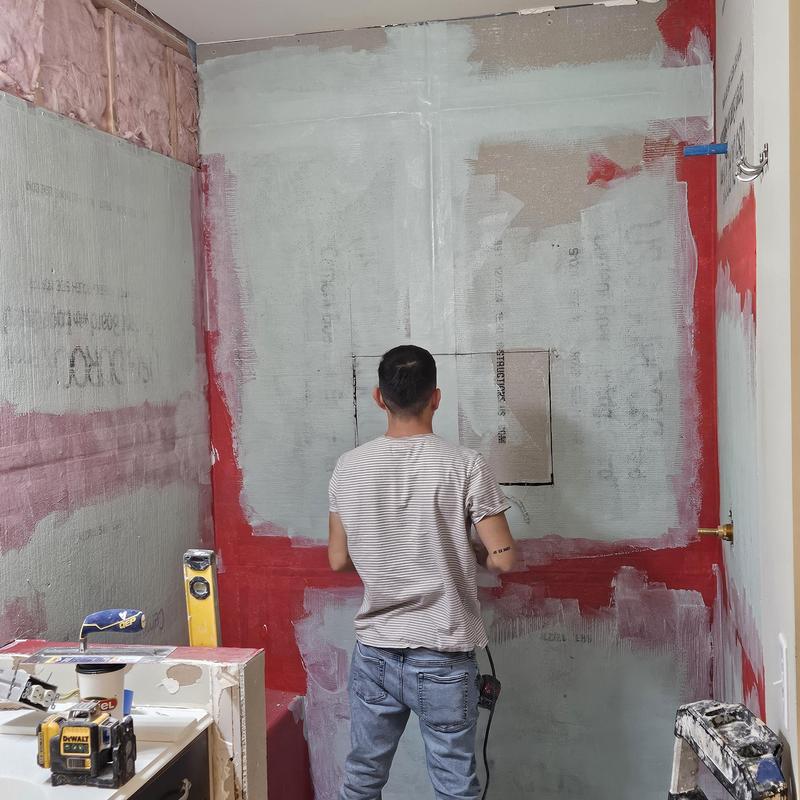 Tile wall installation with waterproofing membrane Tile wall installation with waterproofing membrane