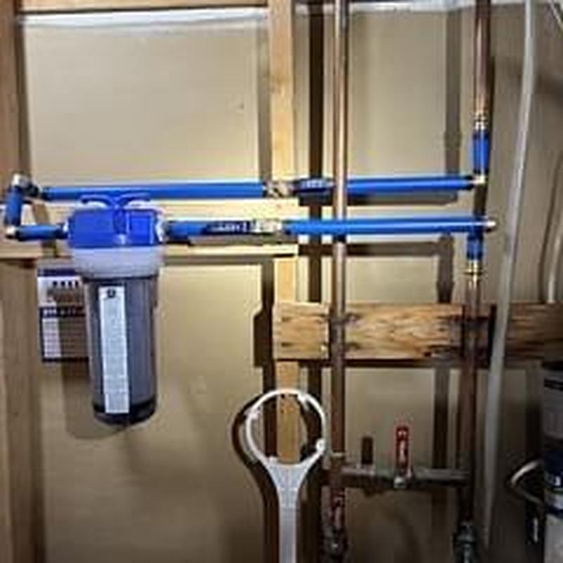 10-inch filter housing with sediment filter installation