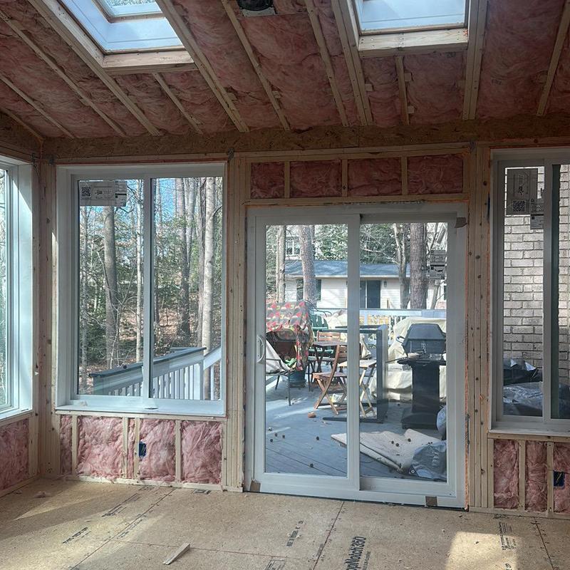 Fiberglass insulation installation in framed walls and ceiling