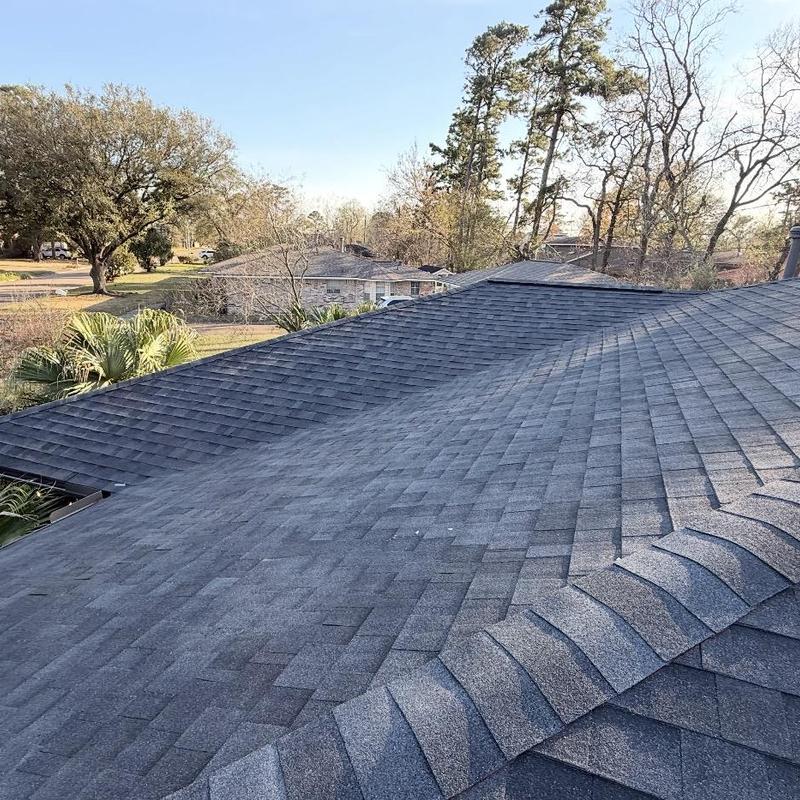 IKO Cambridge asphalt shingle roof with ridge vents