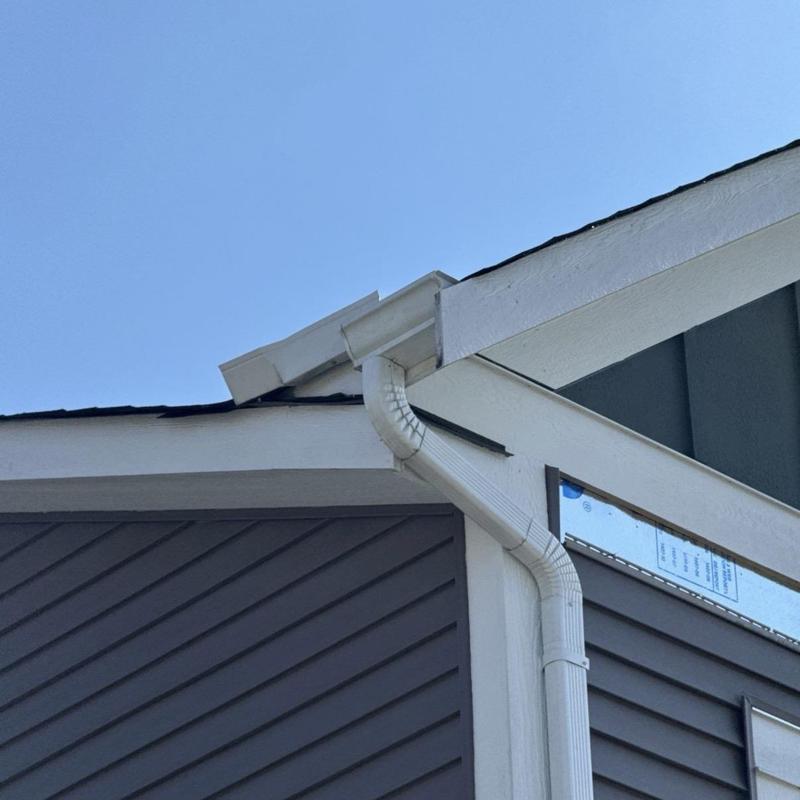 Aluminum gutter and vinyl siding storm damage inspection Aluminum gutter and vinyl siding storm damage inspection