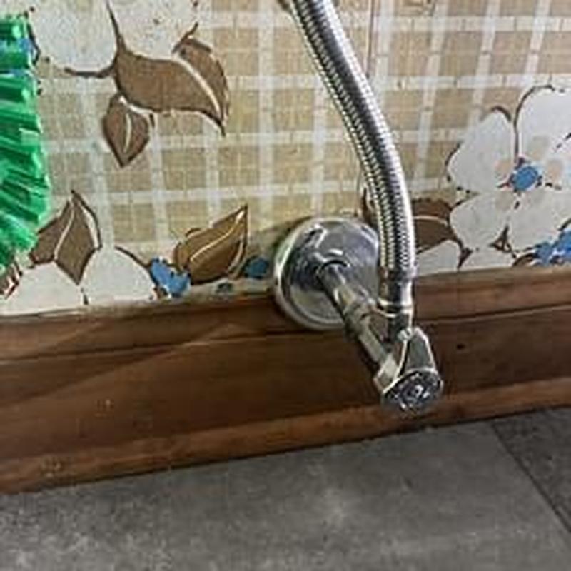 Toilet shut off valve with flexible supply line installation