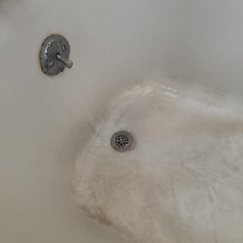 Bathtub drain with hand crank clearing service