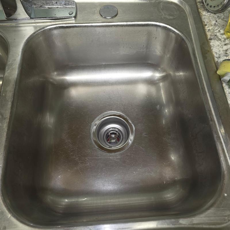 Kitchen sink drain with new basket strainer installed