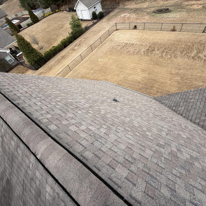 Asphalt shingle roof inspection and estimate