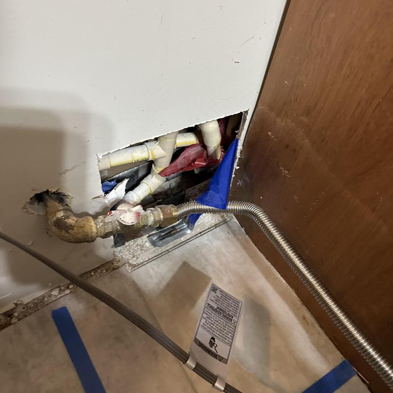 Water supply pipe leak repair estimate in slab wall