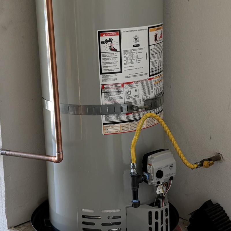 50 Gallon Bradford White Water Heater with pan and flex lines