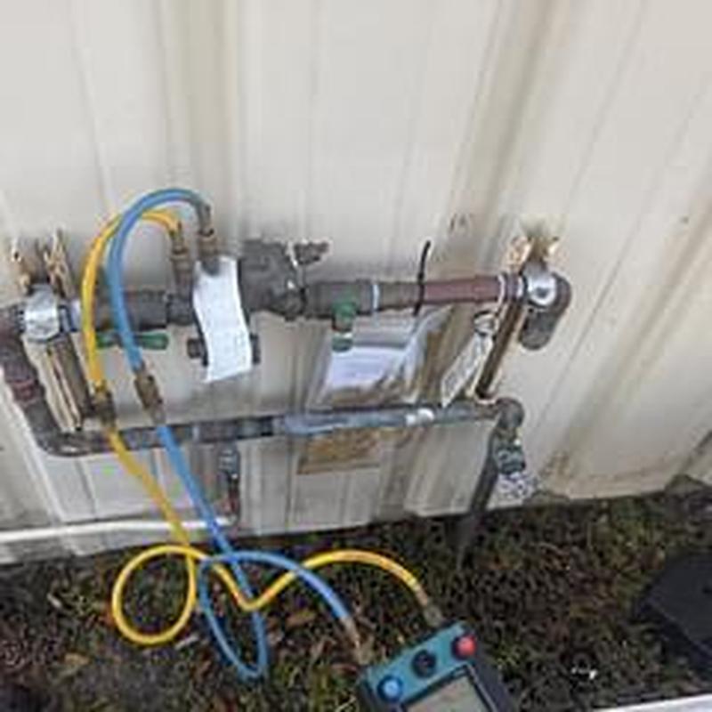 Wilkins 975XL3 backflow prevention device with tester