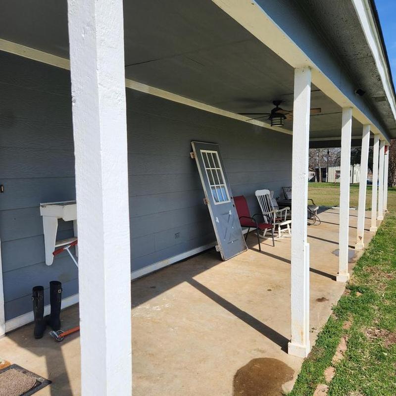 Patio roof ceiling and structural post repairs in Cleburne