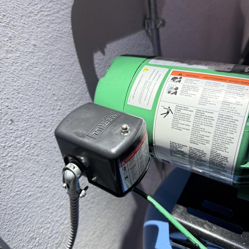 Well pressure switch installation on green pump motor Well pressure switch installation on green pump motor