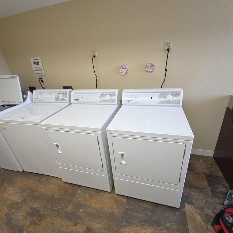 Laundry room dryers with wall outlets in Colorado Springs