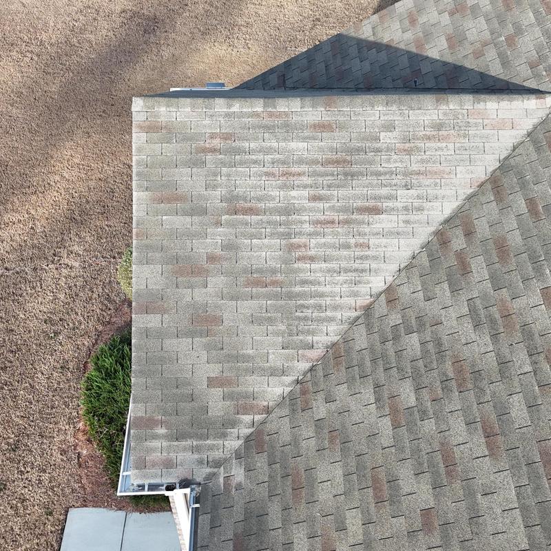 3-tab roof shingles with slight discoloration, no damage