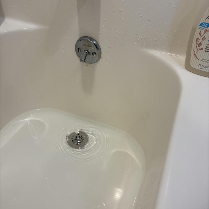 Gerber tub drain with water ripples in the basin
