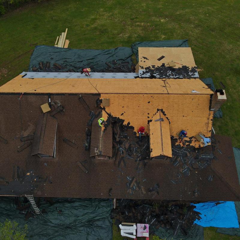 Owens Corning Oakridge Brownwood shingle roof installation