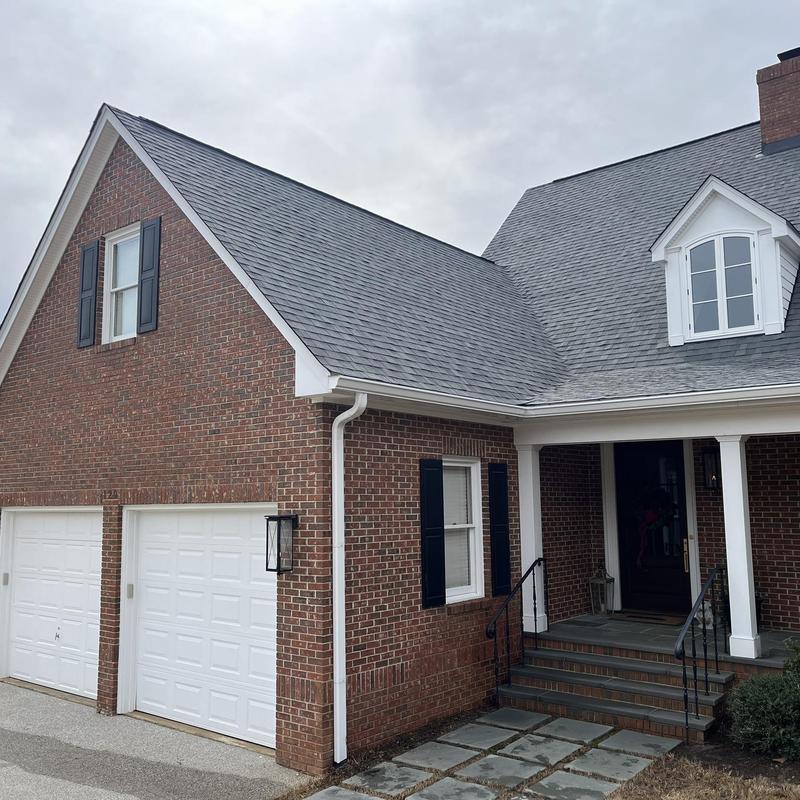 Owens Corning Oakridge Estate Gray shingle roof Owens Corning Oakridge Estate Gray shingle roof