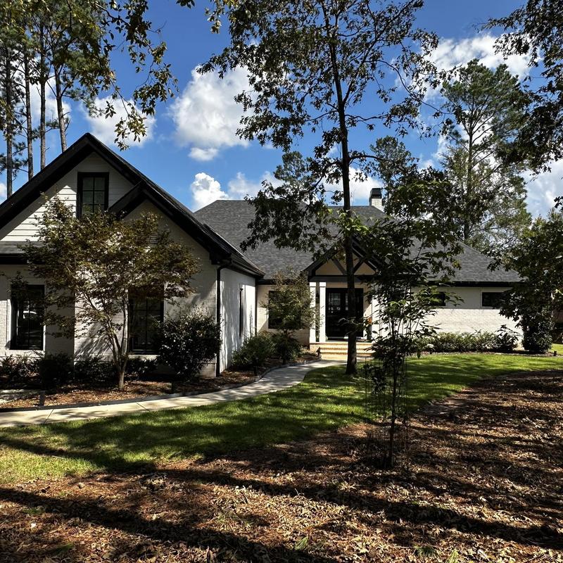 Owens Corning Oakridge Onyx Black shingle roof installation Owens Corning Oakridge Onyx Black shingle roof installation