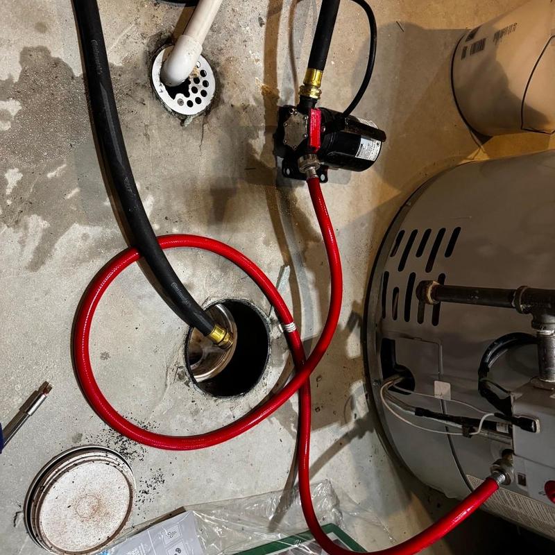 75-gallon water heater flush with pump and drain hose