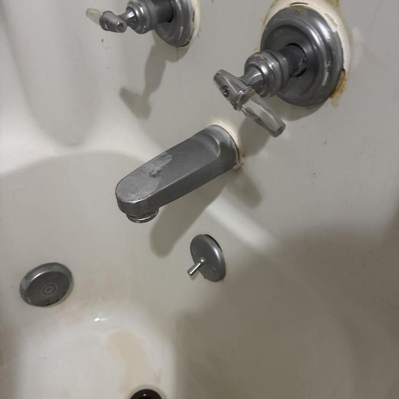 Shower cold side cartridge and faucet handles in tub