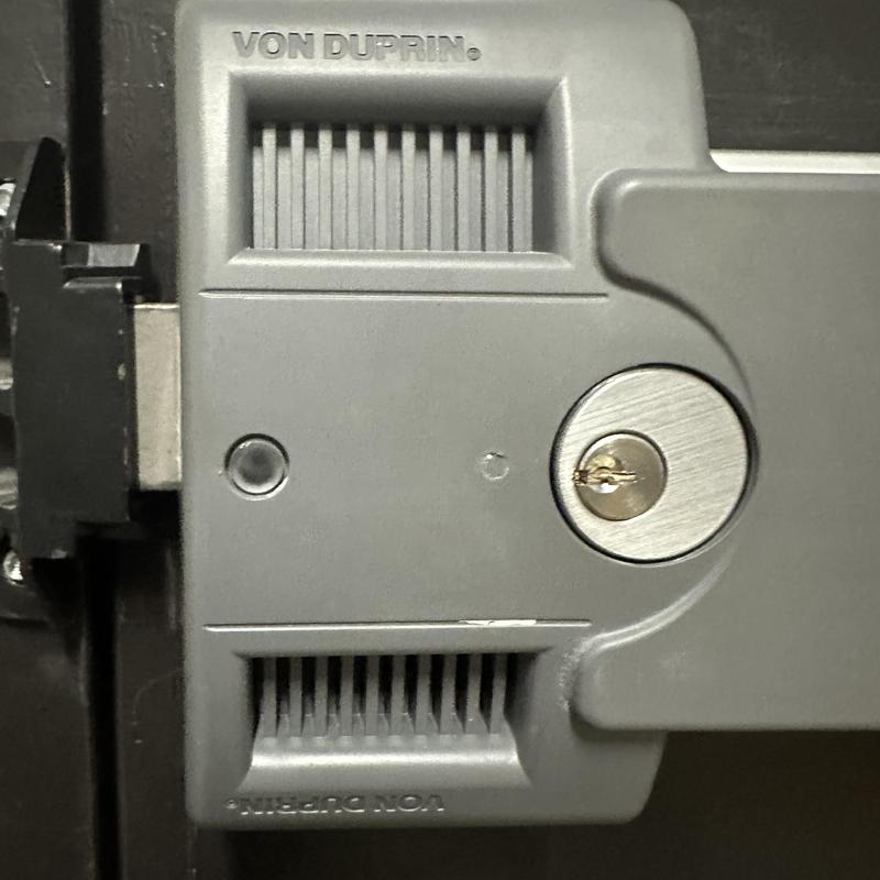 Von Duprin exit device lock with key repair