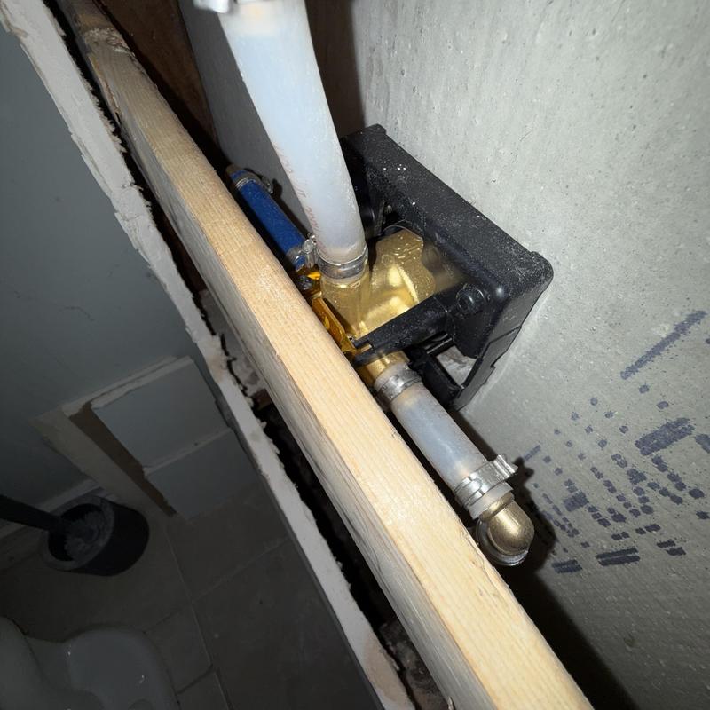 Delta shower valve installation in wall cavity