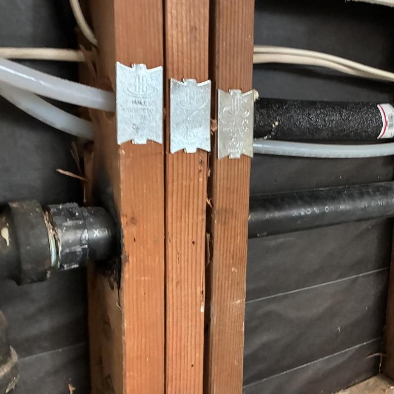 Cold water pipe leak behind wall framing in home Cold water pipe leak behind wall framing in home